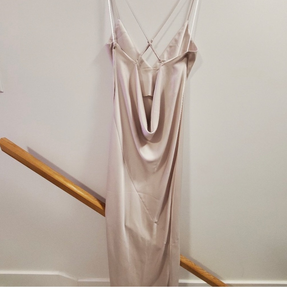 Babaton Bellamy Dress in Denude size L - Picture 2 of 8